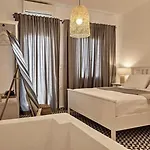 Nyaraló Old Town, Splantzia Modern House *